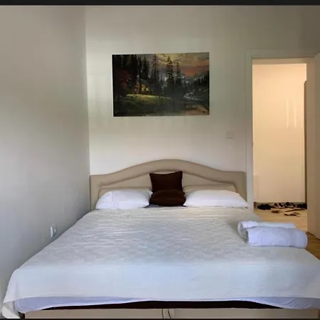 Royal Aprtamani Aviv Appartamento