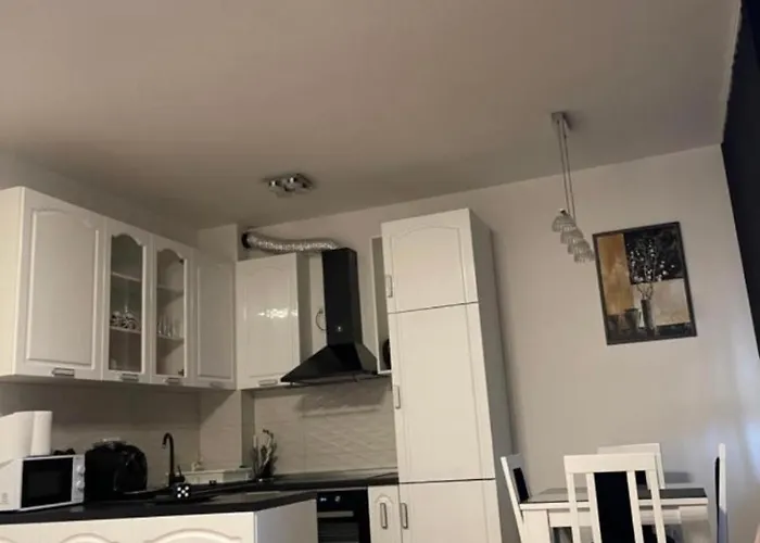 Royal Aprtamani Aviv