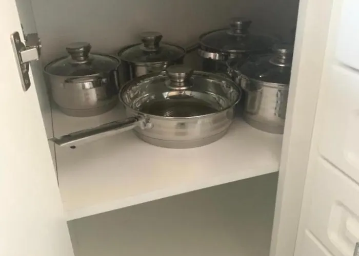 Royal Aprtamani Aviv Appartamento Pančevo