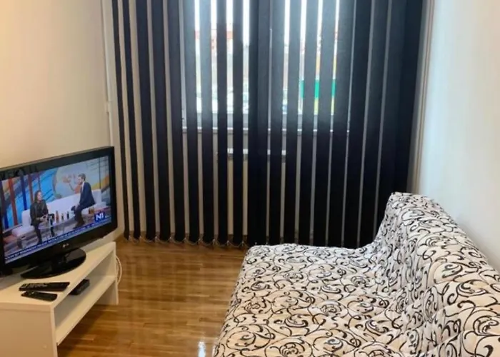 Appartamento Royal Aprtamani Aviv