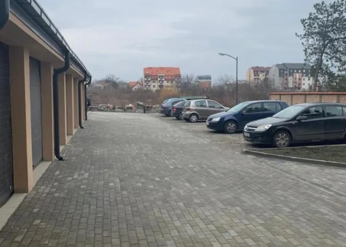 Royal Aprtamani Aviv Appartamento Pančevo