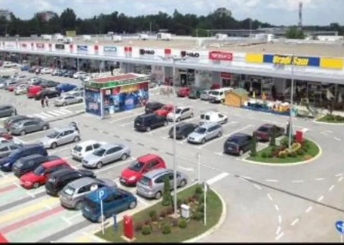 Appartamento Royal Aprtamani Aviv *